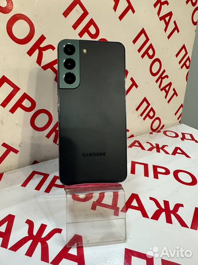 Samsung Galaxy S22, 8/256 ГБ