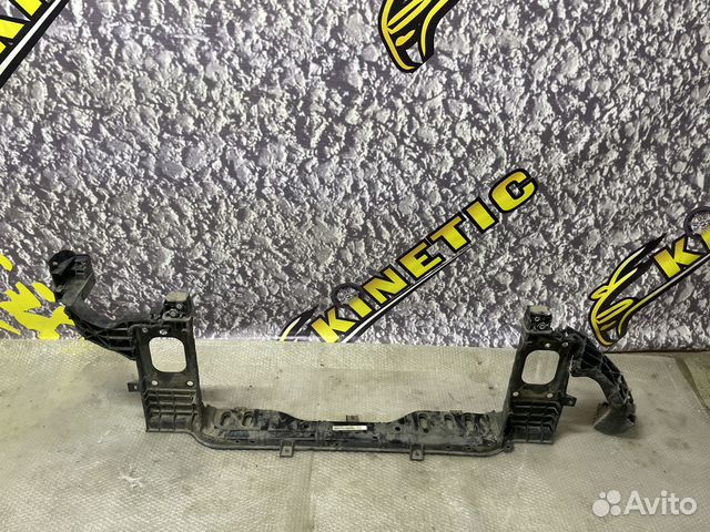 Рамка радиатора передняя панель Kia Cerato 2013