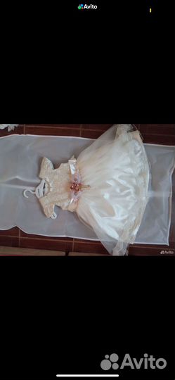 Платье для девочки нарядное 122