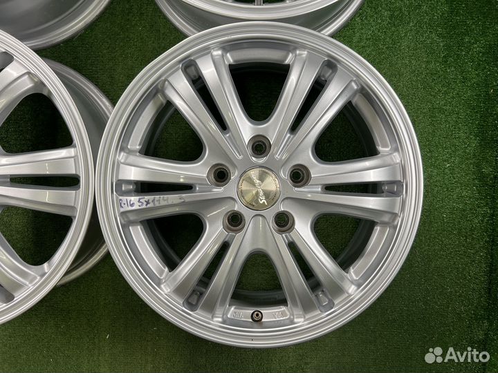 R16 Manaray Stranger 5x114.3 6.5JJ ET+52 цо73,1мм