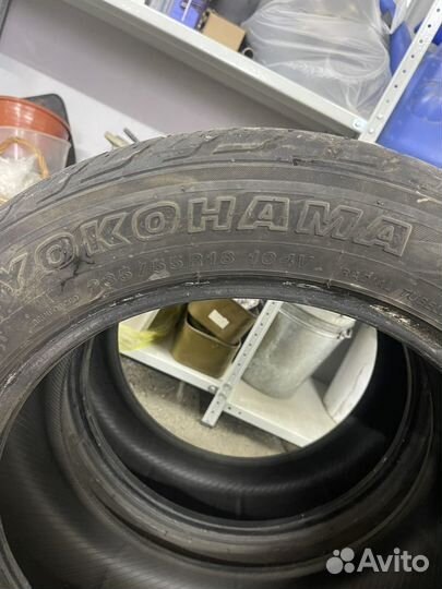 Yokohama 104ZR 235/55 R18