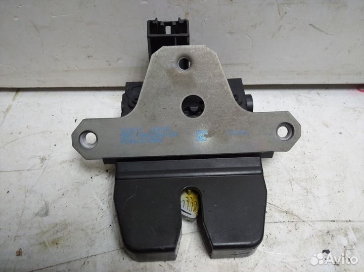 Замок крышки багажника Ford Focus 2 (2004-2011)