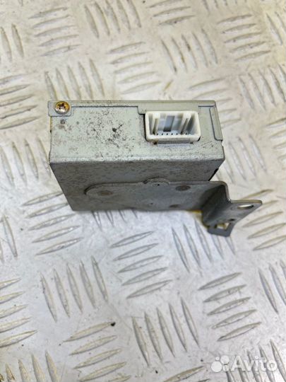 Блок электронный Nissan Pathfinder (R51M)