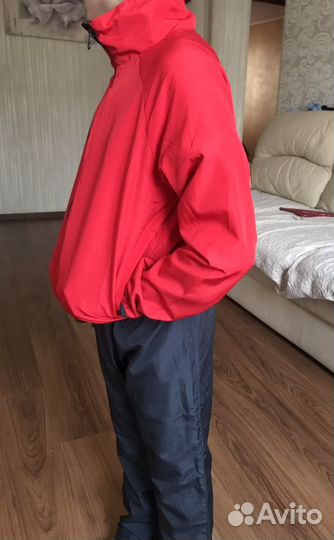 Спортивный костюм новый