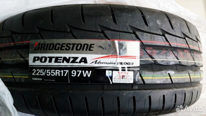 Bridgestone Potenza Adrenalin RE004 225/55 R17 101W