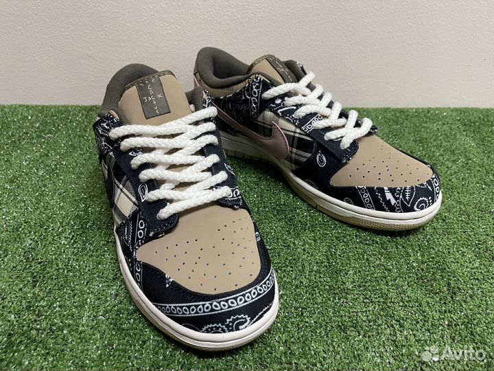 Nike Sb Dunk Low x Travis Scott Cactus Jack