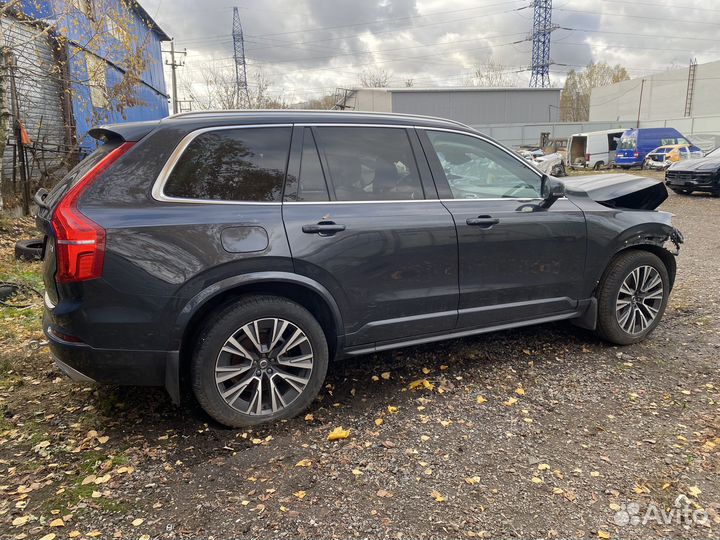 Volvo XC90 2.0 AT, 2022, битый, 51 880 км
