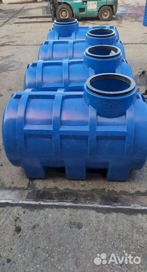 Емкости пластиковые