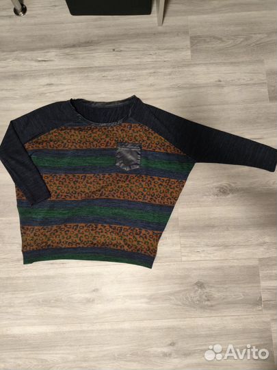 Ветровка женская