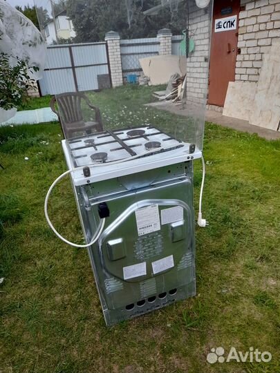 Газовая плита с электрической духовкой