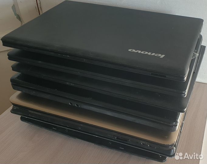 Ноутбук на запчасти (корпус)