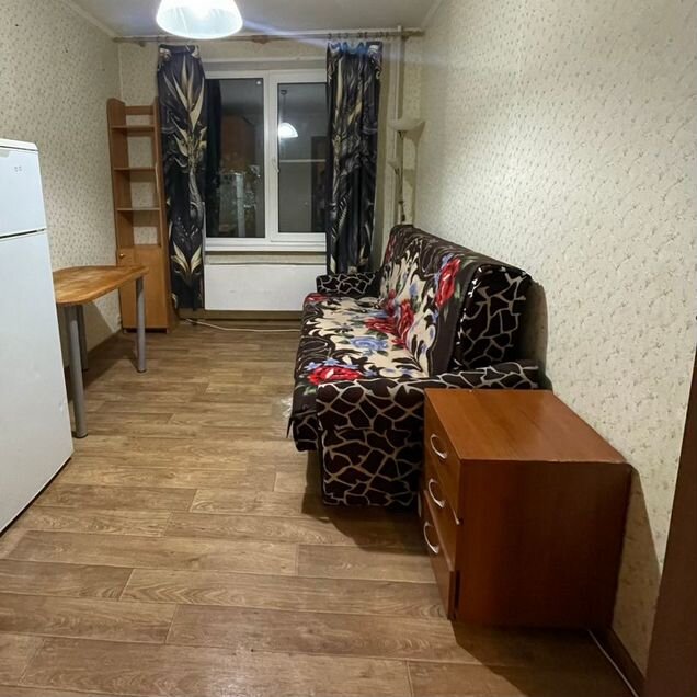 Комната 10,5 м² в 1-к., 1/9 эт.