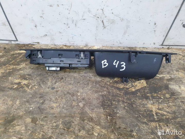 Кнопка стеклоподьемника передняя левая Bmw X6 E71