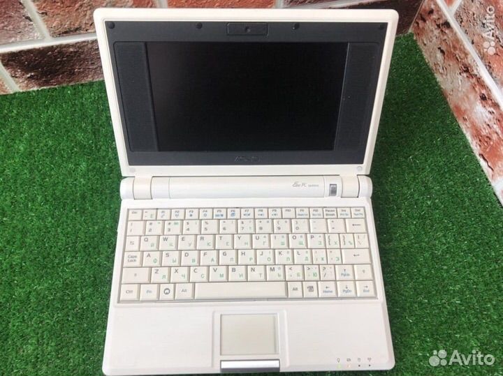 Z.8846 Нетбук Asus Eee PC Celeron 900mhz