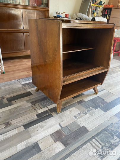 Бесплатно.Тумба массив времён СССР