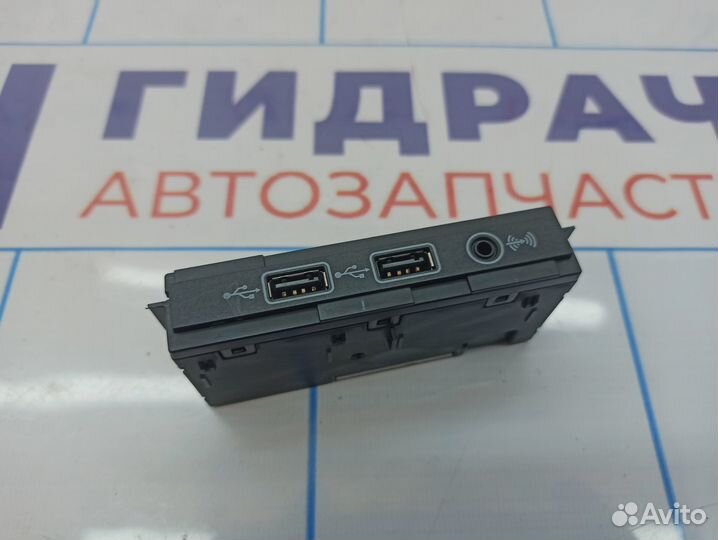 Разъем USB Volkswagen Tiguan (Mk2) 5QF035726