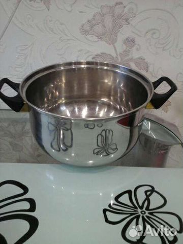 Кастрюли 3,5л и 3,9л