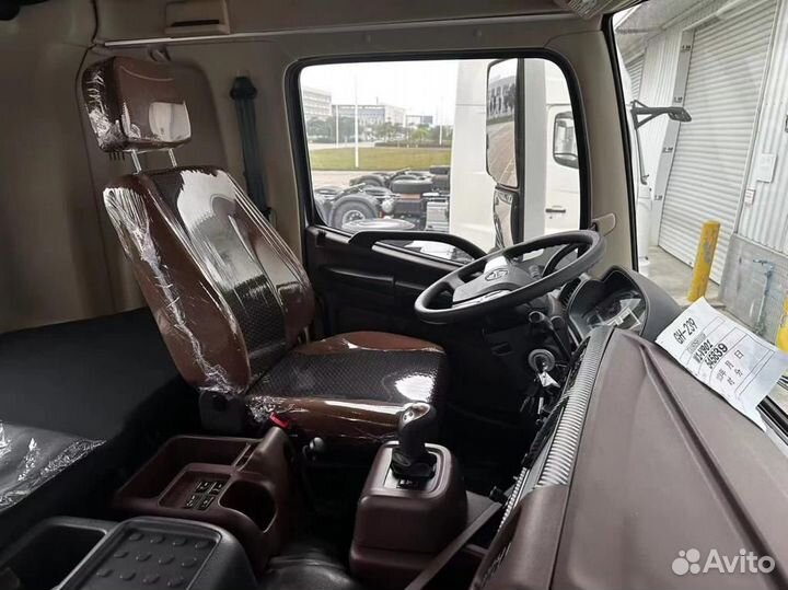 Hino 700, 2023