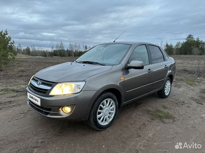 LADA Granta 1.6 МТ, 2015, 132 587 км
