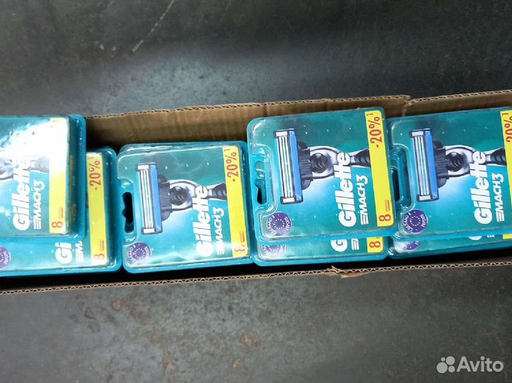 Касеты для бритья Gillette Mach3 и Fusion5 8 штук