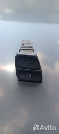 Кнопка Nissan Prairie