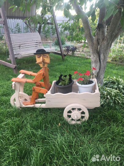 Телега декоративная для усадьбы, дачи