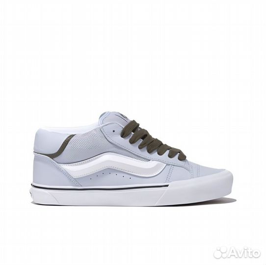 Кроссовки vans