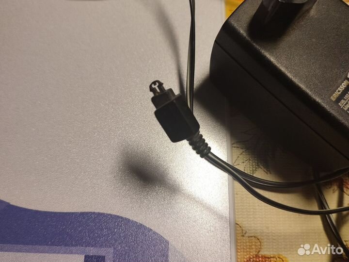 Блок питания,зарядка для телефона Эриксон 1018