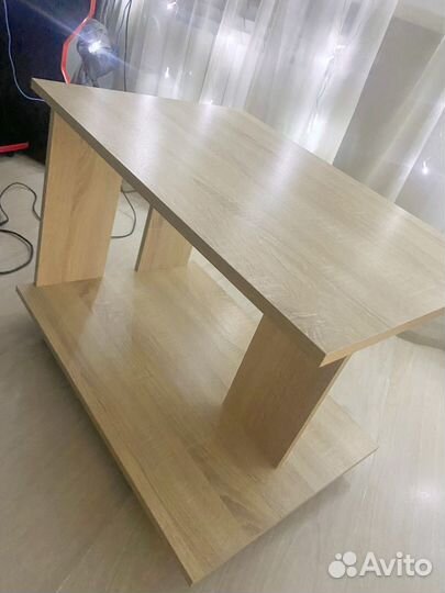 Журнальный столик