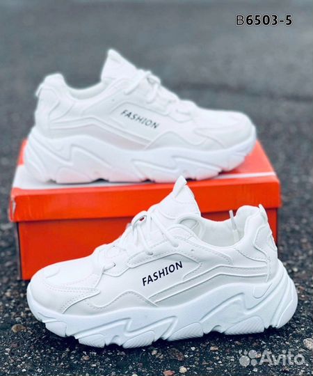 Кроссовки 37