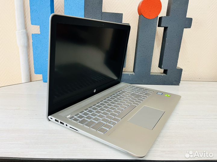 Игровой ноутбук HP core i5