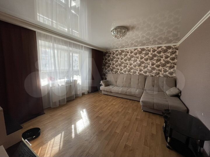 2-к. квартира, 63 м², 9/10 эт.