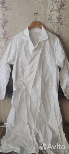 Рабочий медицинский халат и фартуки