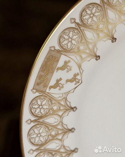 Spode тарелка посвященная Томасу Бекету, Англия