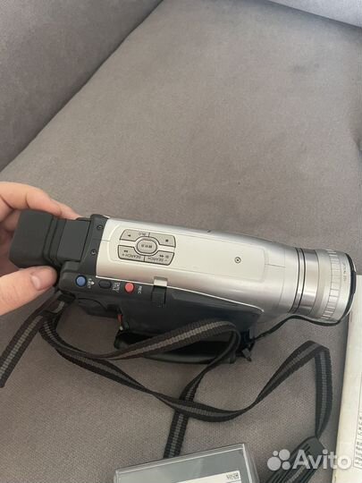 Видеокамера VHS Panasonic RZ10