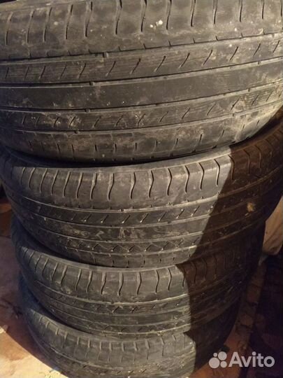 Michelin Latitude Tour HP 225/65 R17