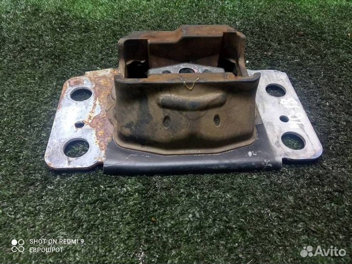 Подушка кпп левая Ford Mondeo 4 (2007-2015)