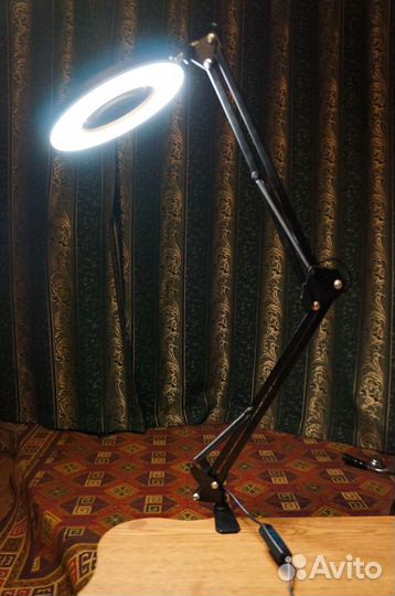 Лампа - лупа для мелких работ, маникюра и мн. др