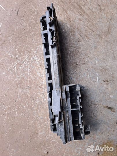 Блок предохранителей BMW E60