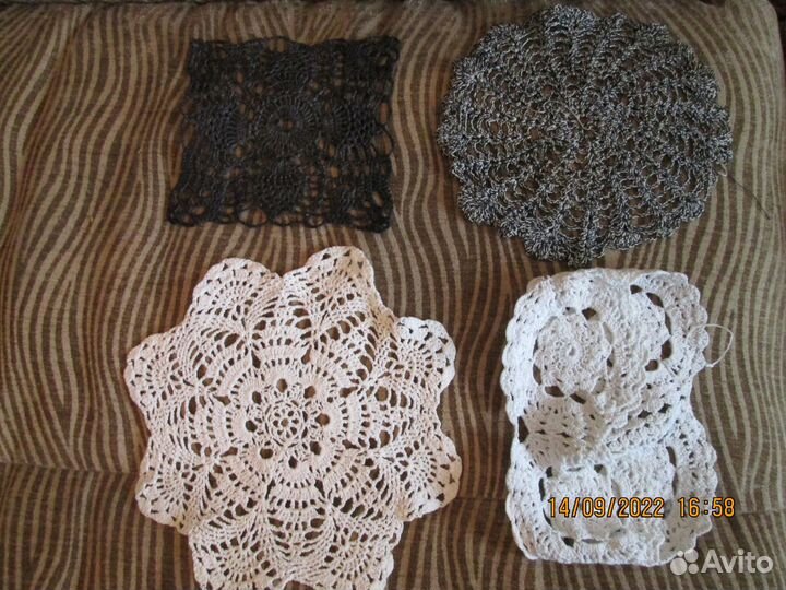Вязаные и вышитые салфетки
