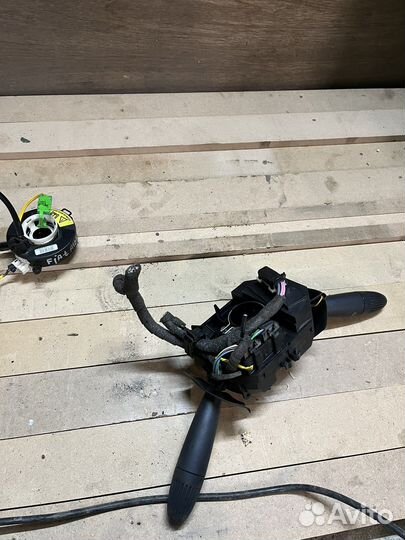 Переключатель подрулевой fiat Albea