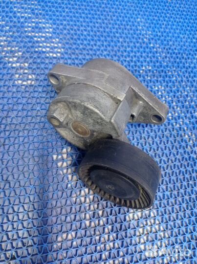 Натяжитель приводного ремня Bmw E46 купе M52B25