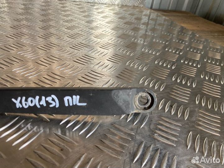 Поводок стеклоочистителя передний левый Lifan X60