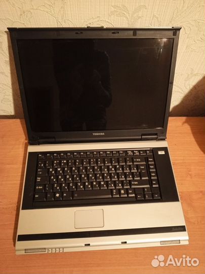 Ноутбук toshiba