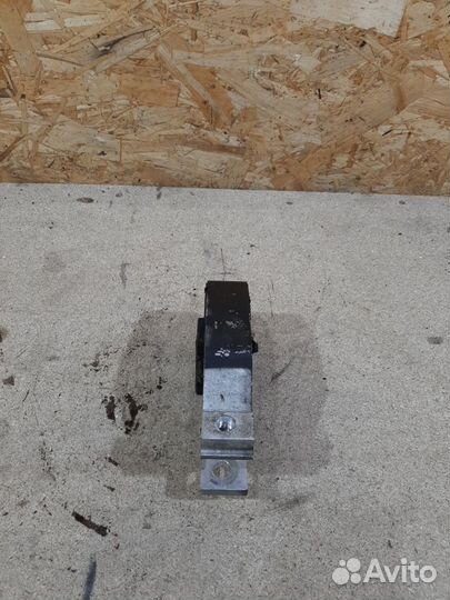 Нижняя опора Ford Focus 3