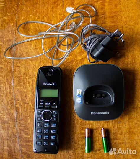 Домашний телефон Panasonic