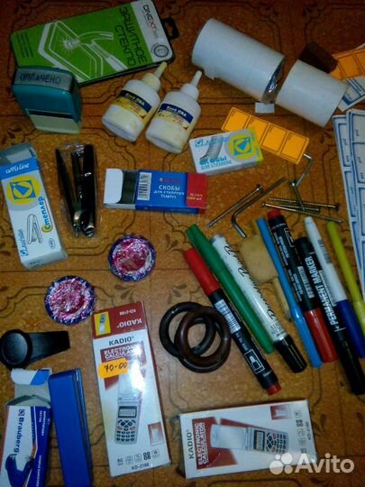 Канцелярские товары,степлер,дырокол