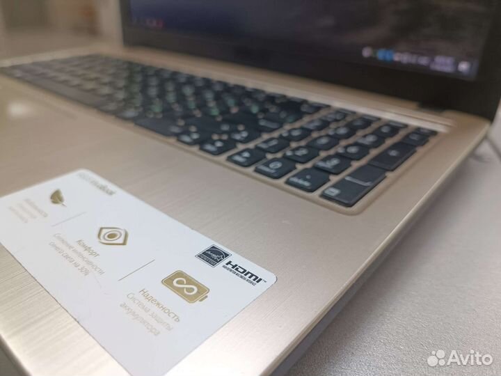 Игровой fullHD ноутбук Asus i3-7/6gb/mx110/SSD 480