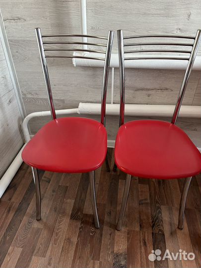 Стол со стульями на кухню бу