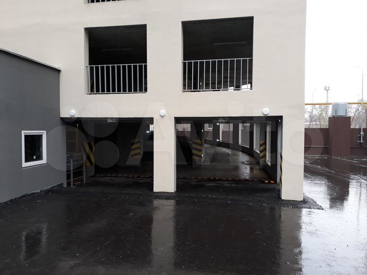 Машиноместо, 16 м²